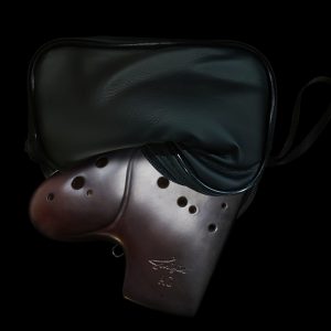 Triple-Chamber Alto G Ocarina – Dark and Expressive Ceramic Sound
